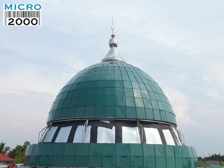Proses pemasangan panel pada Masjid Baitul Maqdis Bekasi.CV. MICRO 2000